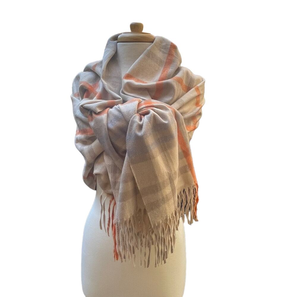 Pretty Persuasions Soft Scarf Wrap in Grey Cream Plaid Cozy